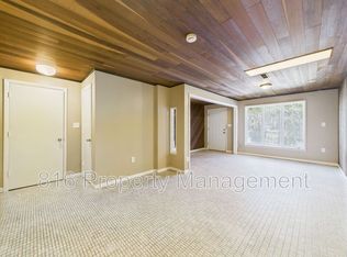 7162 Woodson Rd, Kansas City, MO 64133