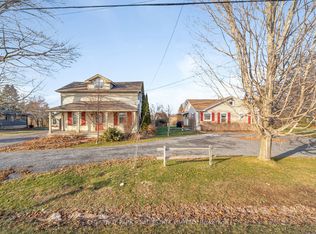 14782 Loyalist Pkwy, Prince Edward County, ON K0K1G0