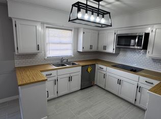 2034 Hycrest Dr, Broken Arrow, OK 74014