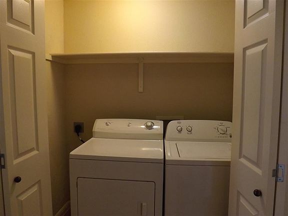 4th image of 501 Avenue J APT 203