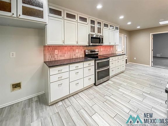4th image of 4013 N Fiesta Dr