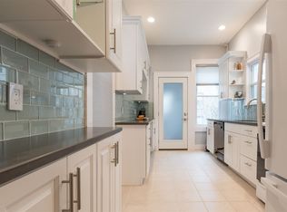 75A Hauxhurst Ave #1, Weehawken, NJ 07086