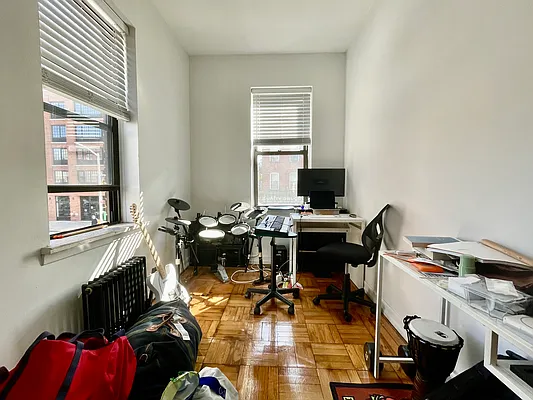 Rented by Capri Jet Realty Corp | media 6