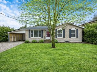 4 Lyndhurst Ave, Norfolk County, ON N3Y 4J9