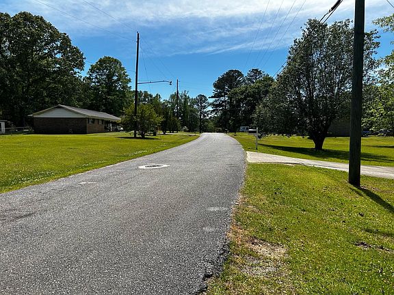 3rd image of Nolen Dr