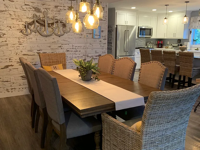 6 Seaview Ave — Photo 2