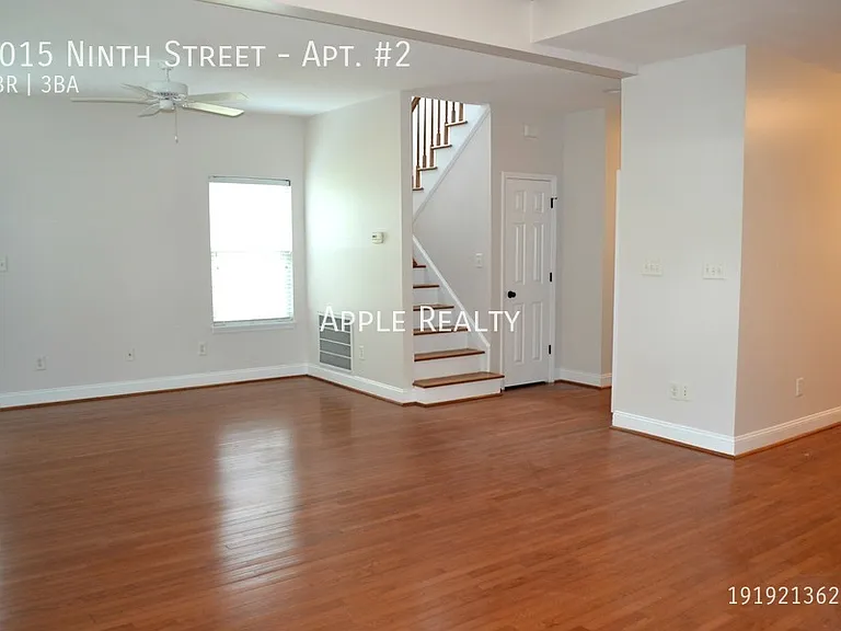 1015 9th St #2 — Photo 14