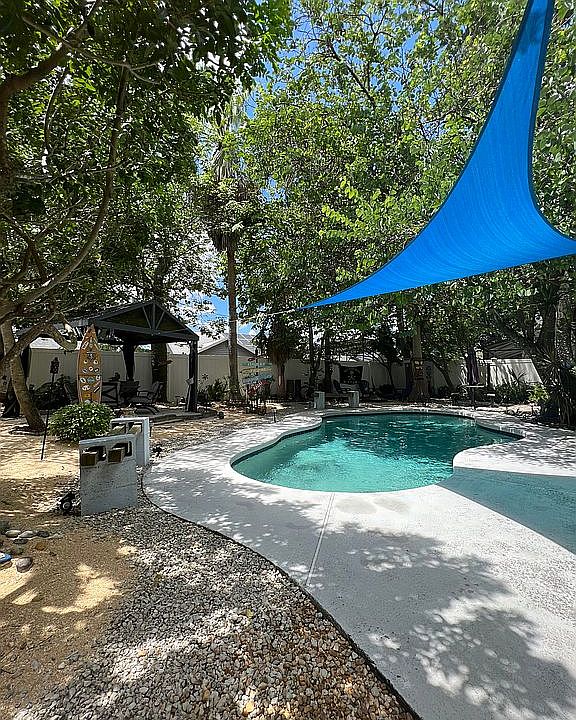 2nd image of 3939 Waterview Loop