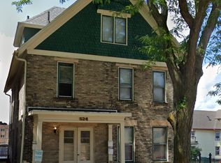 524 E Main St #3, Madison, WI 53703