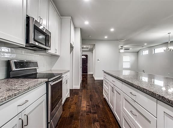 5th image of 8110 Kensington Dr