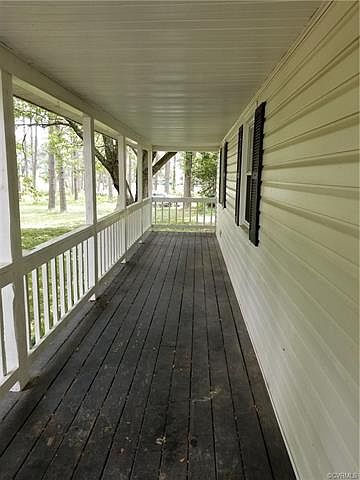 2nd image of 10409 Hickory Rd