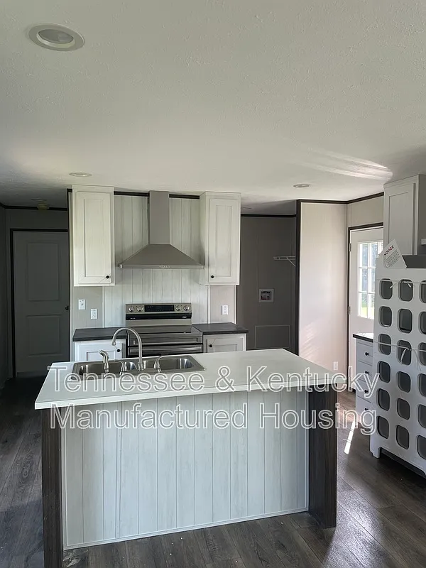 3 bed, 2.0 bath, 1000 sqft, $1,200 — Photo 3