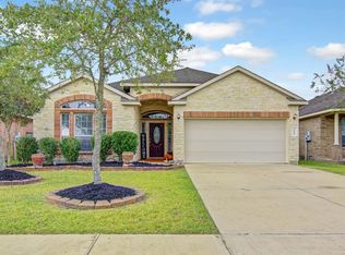 6656 Hawkins Hill Ln, Dickinson, TX 77539