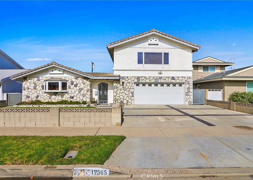 1st image of 17565 Santa Monica Cir