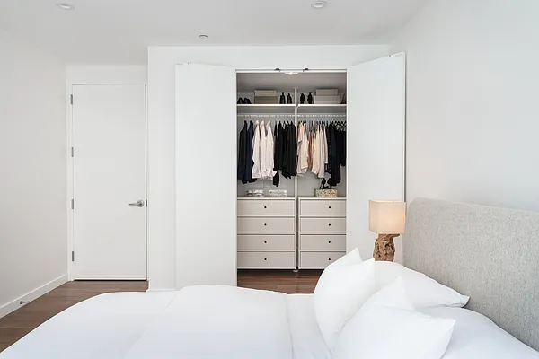 Sold by SERHANT. | media 7