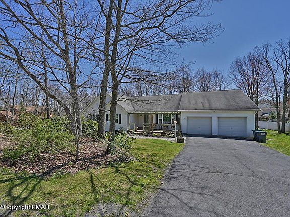 2nd image of 22 Cobblewood Dr