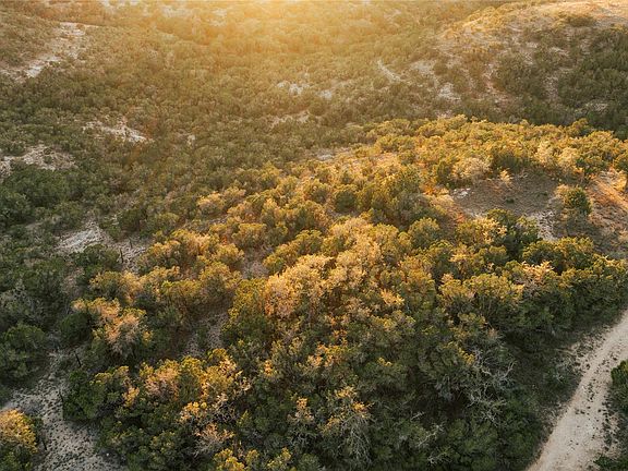 4th image of 20801 Hamilton Pool Rd