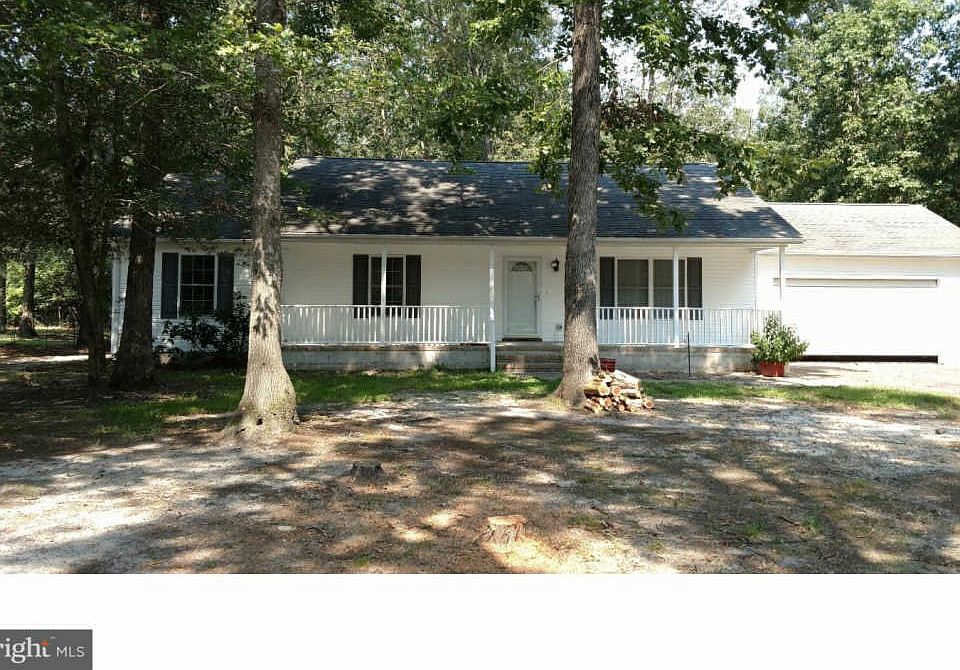1st image of 25687 Cornelia St