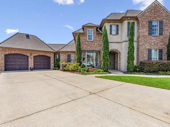 110 English Gardens Pkwy, Lafayette, LA 70503