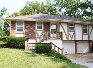 17016 E 2nd St S, Independence, MO 64056