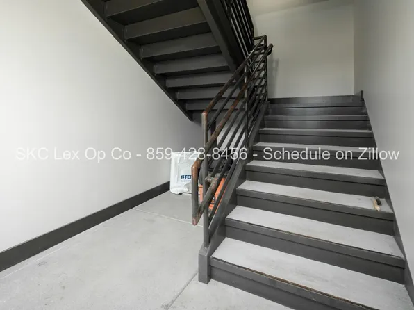 7 N Main St, Winchester, KY