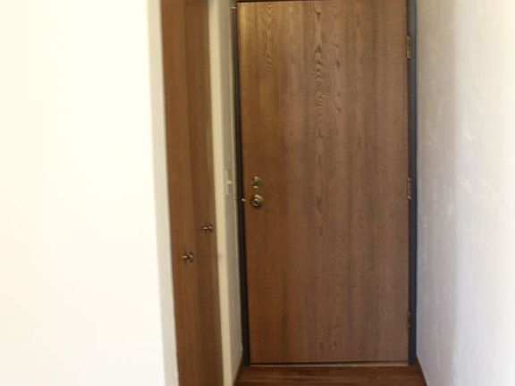 3rd image of 909 Joyce St #308