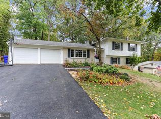 17809 Shady Mill Rd, Rockville, MD 20855