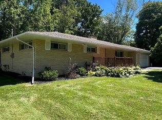 1028 Dye Krest Dr, Flint, MI 48532