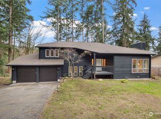 8126 Sabbatical Loop NE, Bremerton, WA