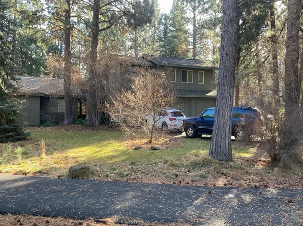 61015 Minaret Cir, Bend, OR 97702
