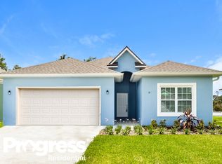 18 Eleven Oaks Cir, Eustis, FL 32726