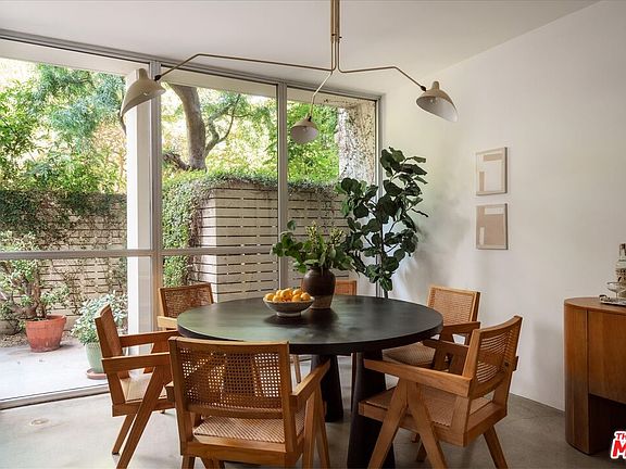 3rd image of 4455 Los Feliz Blvd APT 106