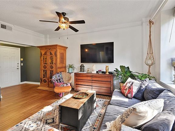 4th image of 800 Peachtree St NE