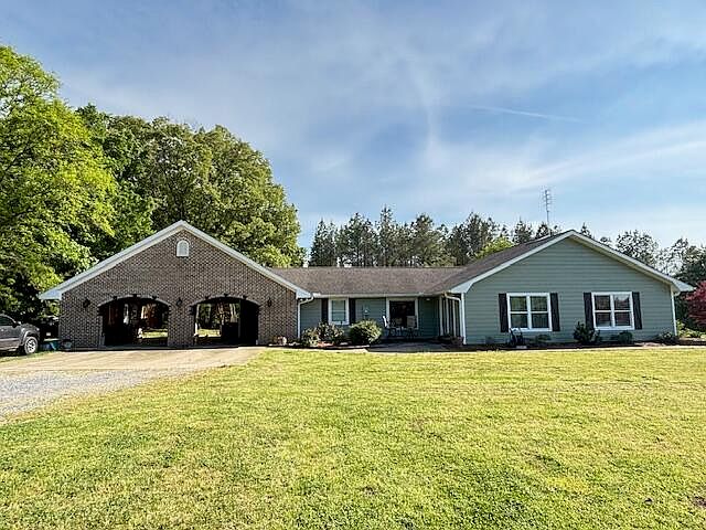 1st image of 15524 Buggs Ferry Rd