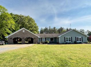 15524 Buggs Ferry Rd, Macon, MS 39341