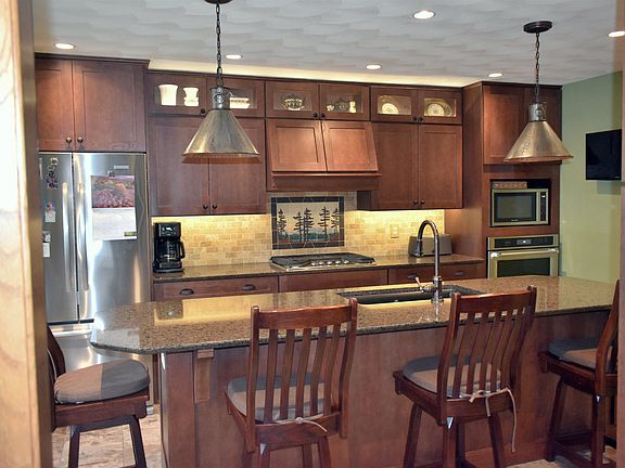5th image of 4060 Kensington Way