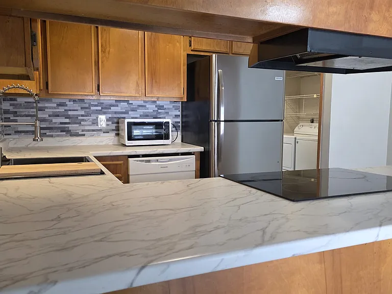 1822 Jackson Bluff Rd #C — Photo 7