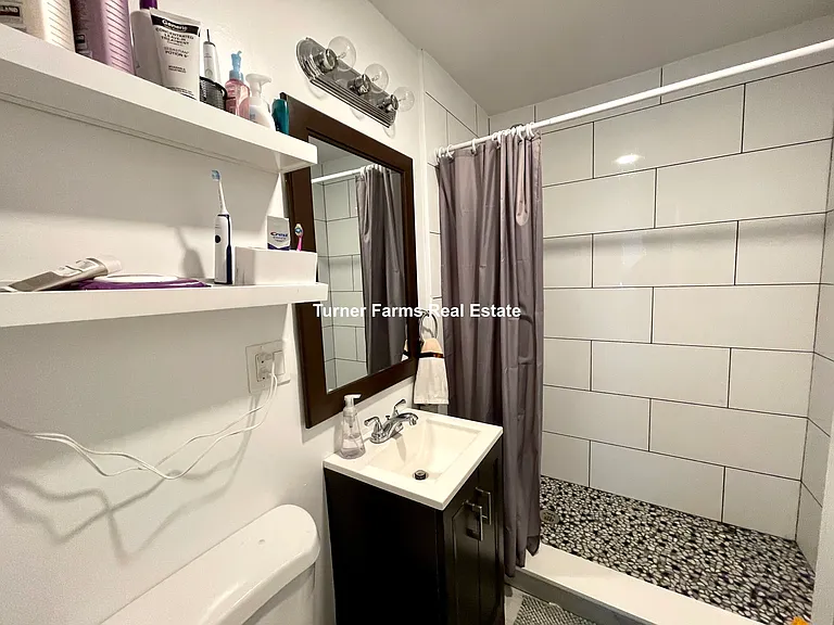 38 Newton St #2A — Photo 6