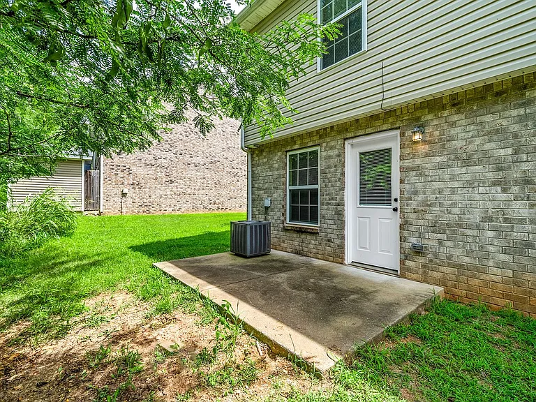 Mccormick Lane-2260 — Photo 23