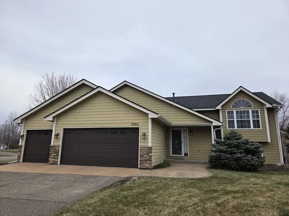 17053 Georgetown Ct, Rosemount, MN 55068
