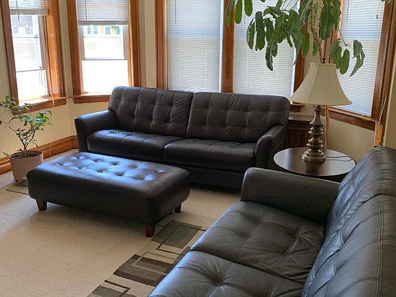 2nd image of 1821 Gunderson Ave