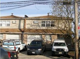 3868 Hylan Blvd, Staten Island, NY 10308