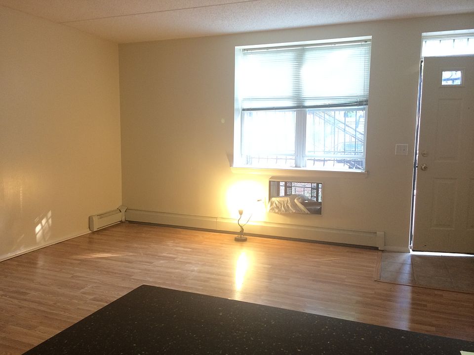 1st image of 319 E 119th St APT 1