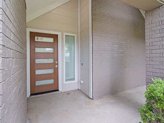 4th image of 822 Aspen Ln