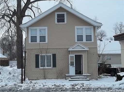 1st image of 1034 Lapeer Ave