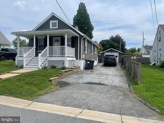 3rd image of 212 Virginia Ave
