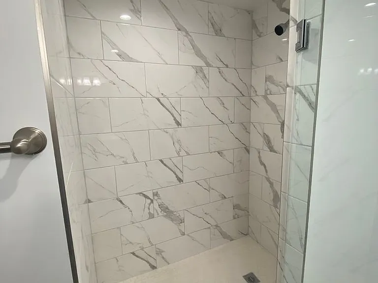Collins Hacienda — Photo 16