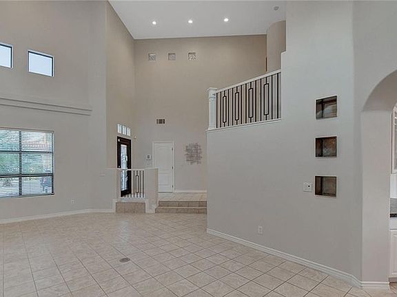 5th image of 7948 Marbella Cir