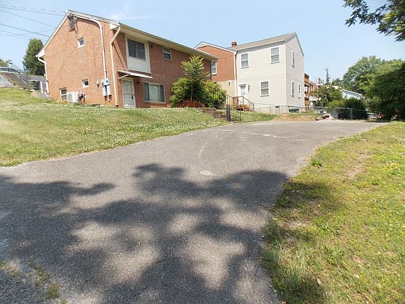 3rd image of 800 Maryland Ave
