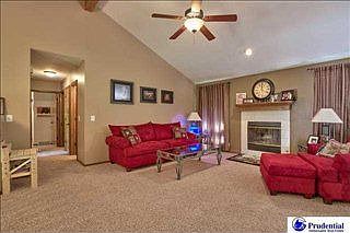 4th image of 9906 N 51st St